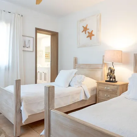 Des Riu Villa Santa Eulària des Riu